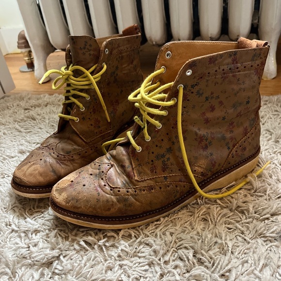 Doc Martens floral Bentley boot - Picture 5 of 8